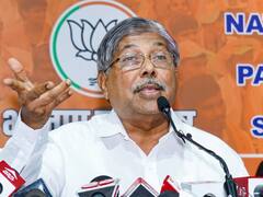 चंद्रकांत पाटिल पर स्याही फेंकने का मामला, हत्या के प्रयास की धारा हटी, 10 पुलिसकर्मियों का निलंबन भी वापस