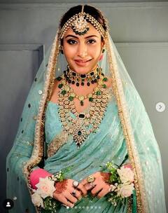 Surabhi Chandna: ਵਿਆਹ ਦੀ ਪੋਸ਼ਾਕ ਪਾ ਕੇ ਦੁਲਹਨ ਬਣੀ ਸੁਰਭੀ ਚੰਦਨਾ, ਤਸਵੀਰਾਂ 'ਚ ਦਿਖਾਈ ਦਿੱਤੀ ਕਿਊਟ ਲੁੱਕ, ਪ੍ਰਸ਼ੰਸਕਾਂ ਨੇ ਕੀਤੀ ਖੂਬ ਤਾਰੀਫ਼