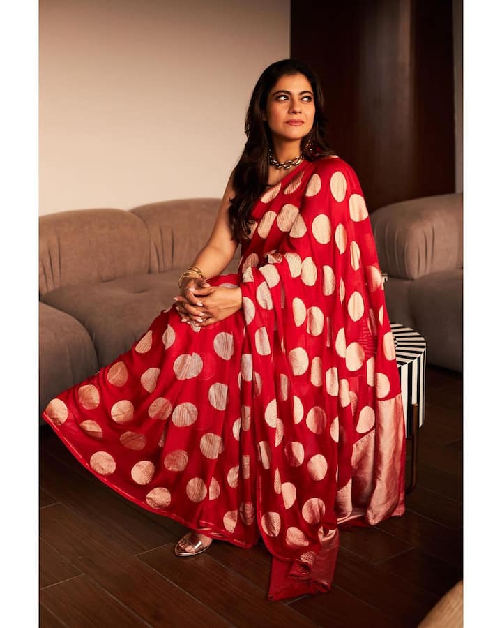 डस्की ब्युटी काजोल प्रत्येक स्टाईलमध्ये अतिशय आकर्षक दिसते मग ती साडी असो वा सूट. (फोटो सौजन्य :kajol/इंस्टाग्राम)