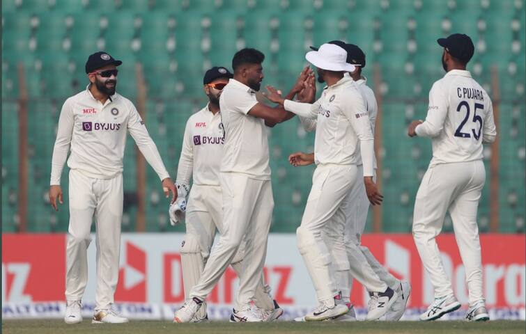 Ind vs Ban, 1st Test: Bangladesh trail by 271 runs against India 1st Innings Zahur Ahmed Chowdhury Stadium Ind vs Ban, 1st Test: સિરાજ-કુલદીપ સામે બાંગ્લાદેશના બેટ્સમેનો ઘૂંટણિયે, જાણો ફોલોઓનથી બચવા કેટલા રનની જરૂર