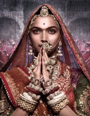 Deepika Controversial Movie: दीपिका पादुकोण यूं ही नहीं बनीं 'कंट्रोवर्सी क्वीन', पहले भी विवादों में फंस चुकी है एक्ट्रेस की ये फिल्में Deepika Controversial Movie: दीपिका पादुकोण यूं ही नहीं बनीं 'कंट्रोवर्सी क्वीन', पहले भी विवादों में फंस चुकी है एक्ट्रेस की ये फिल्में
