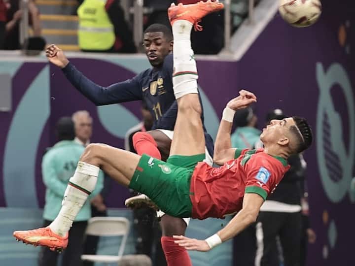 Morocco's #18 Jawad El Yamiq attempted a beautiful shot however it was defended by France's goalkeeper. (Image Source: Getty)