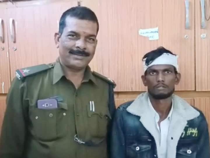 Indore Crime: भविष्य देखने के बहाने मांगा हाथ, ज्योतिष बनकर राशिद ने महिला से की छेड़छाड़, केस दर्ज Indore Crime Muslim Man Pretended to Be Jyotish and molested woman Case Filed ANN Indore Crime: भविष्य देखने के बहाने मांगा हाथ, ज्योतिष बनकर राशिद ने महिला से की छेड़छाड़, केस दर्ज
