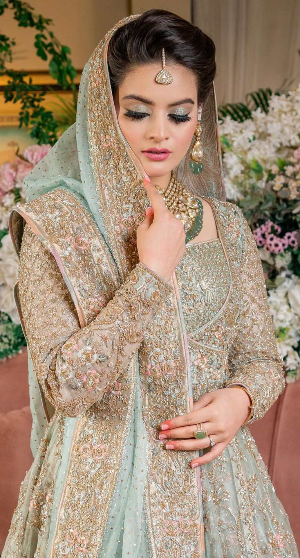 Pakistani Dulhan Dresses 2023 {New Designs} For Bridal