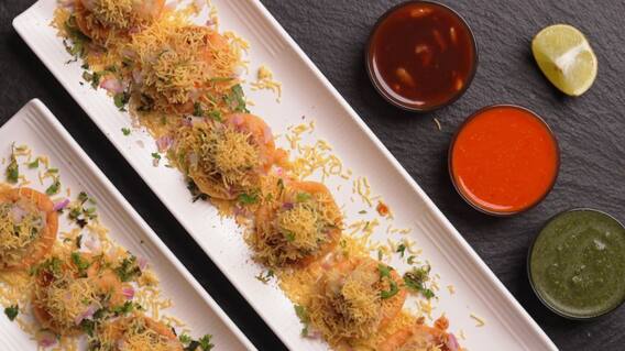 Christmas 2022: इस क्रिसमस मेहमानों को सिर्फ केक से नहीं, इन चटपटी डिशेज से करें इंप्रेस