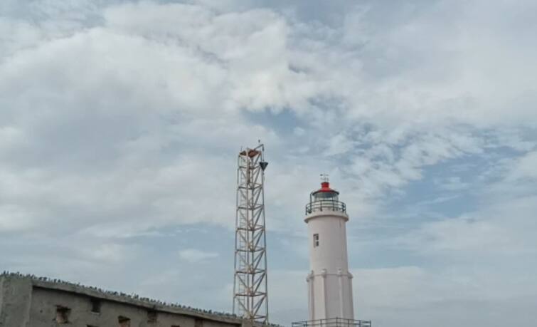 one number signal was installed at Kandla and Navalkhi ports Gujarat Weather Update: સૌરાષ્ટ્રમાં વાતાવરણમાં આવ્યો પલટો, બંદરો પર લાગ્યા એક નંબરના સિગ્નલ