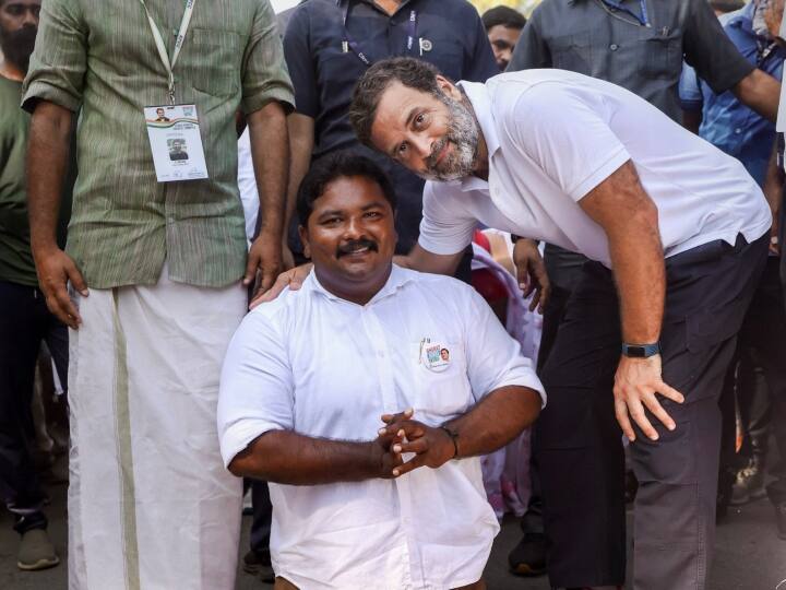 मध्य प्रदेश चरण के दौरान ही कांग्रेस की राजस्थान इकाई में उस समय विवाद खड़ा हो गया, जब एक साक्षात्कार में मुख्यमंत्री अशोक गहलोत ने राज्य के पूर्व उपमुख्यमंत्री सचिन पायलट को गद्दार कहा था. राजस्थान भारत जोड़ो यात्रा का अगला पड़ाव था.