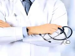 बुरहानपुर में स्वास्थ्य सेवाएं  हो सकती हैं प्रभावित, आज से अनिश्चितकालीन हड़ताल पर रहेंगे संविदा कर्मचारी