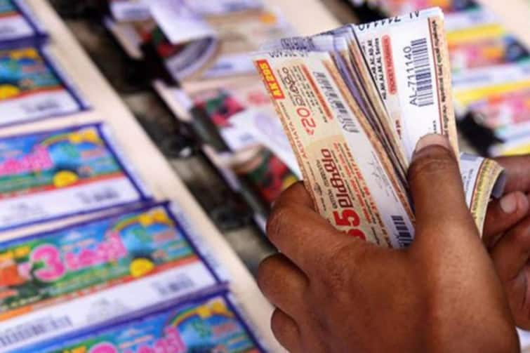 Trichy: 7 people were arrested for selling lottery tickets TNN திருச்சியில் லாட்டரி சீட்டு விற்பனை செய்த 7 பேர் கைது