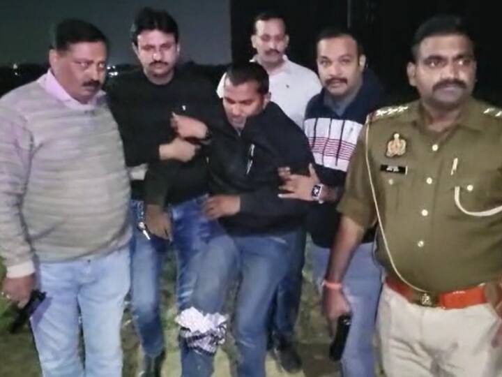 Greater Noida Uttar Pradesh Police arrested 4 interstate crooks who stole 1 crore after encounter ANN Greater Noida: एक करोड़ की चोरी करने वाले बदमाशों ने पुलिस पर चलाई गोली, एनकाउंटर में 4 गिरफ्तार