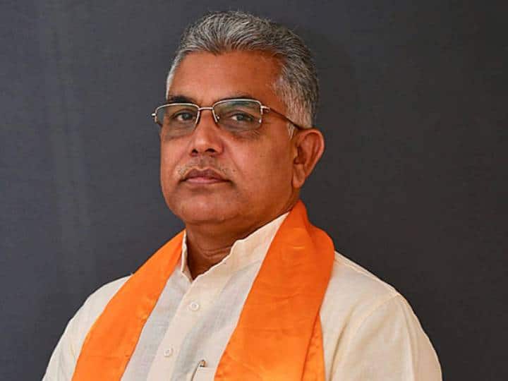 Asansol Stampede 3 died in Suvendu Adhikari blanket distribution program Asansol Stampede: शुभेंदु अधिकारी के कार्यक्रम में भगदड़ पर BJP नेता दिलीप घोष बोले, 'सारा दोष पुलिस पर मढ़ देना आसान, लेकिन...'