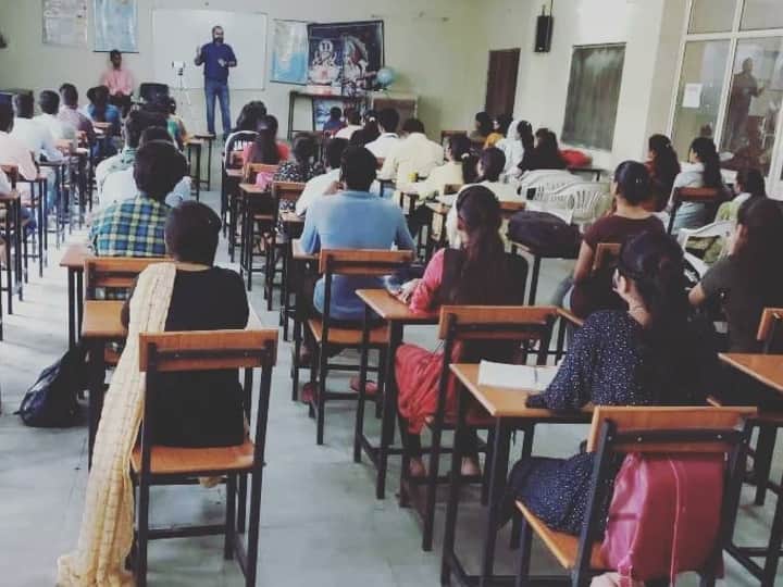 BPSC Headmaster Salary in Bihar Know How to Prepare For BPSC Head Teacher Exam 2022 ann BPSC Headmaster Salary: बिहार में हेड टीचर को मिलेगी इतनी सैलरी, आप भी कर सकते हैं तैयारी, बस जान लें ये खास बातें