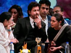 KIFF: 'दुनिया चाहे कुछ भी कर ले...', पठान विवाद पर बोले शाहरुख, ममता ने अमिताभ के लिए की भारत रत्न की मांग, देखें तस्वीरें