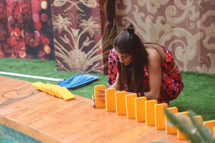 ‘Bigg Boss 16’ is full of surprises and shockers and the season gets even more exciting when it’s time for housemates to perform tasks while managing their equations with each other. The amazing tasks have kept the viewers hooked as the contestants bring their A-game to ace challenges and get closer to the winner’s trophy. Given that there have been many incredible tasks in this edition, it’s quite tough to narrow down the list to the most epic ones. Read on to know some of the tasks that tested the strategy and endurance of the housemates playing against the master of the house.