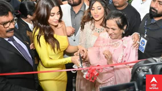 Actress Janhvi Kapoor બની અમદાવાદની મહેમાન, એક ઝલક માટે ચાહકોની પડાપડી