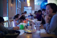 Christmas 2022: गिफ्ट को लेकर हैं कन्फ्यूज तो यहां मिलेगा आईडिया, कम कीमत में ये हैं बेस्ट