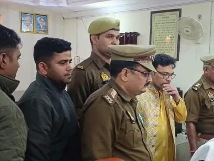 Kanpur Uttar Pradesh Police produced Bangladeshi citizen Dr Rizwan in court application filed for remand ANN Kanpur News: बांग्लादेशी परिवार पकड़े जाने के मामले में पुलिस पहुचीं कोर्ट, रिमांड मांगकर उगलवायेगी राज