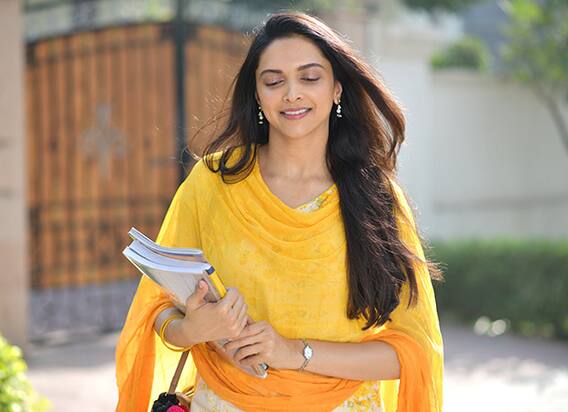 Deepika Controversial Movie: दीपिका पादुकोण यूं ही नहीं बनीं 'कंट्रोवर्सी क्वीन', पहले भी विवादों में फंस चुकी है एक्ट्रेस की ये फिल्में Deepika Controversial Movie: दीपिका पादुकोण यूं ही नहीं बनीं 'कंट्रोवर्सी क्वीन', पहले भी विवादों में फंस चुकी है एक्ट्रेस की ये फिल्में