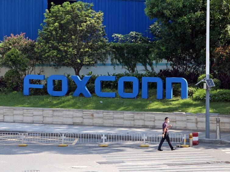 Foxconn Eases Most Of Its Anti-Covid Curbs At China's Zhengzhou Facility