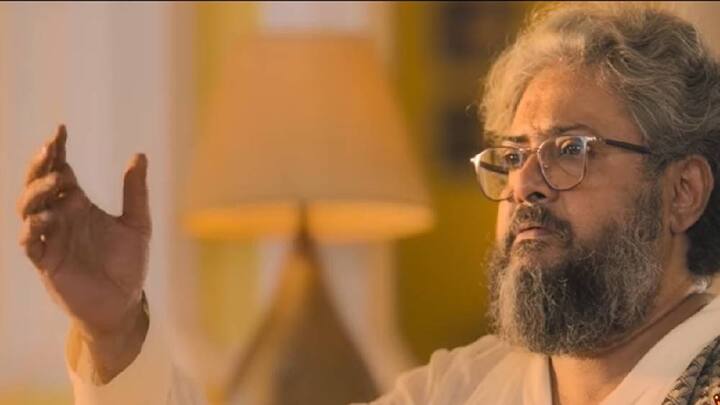 কী সেই রহস্য। সম্পর্ক ও রহস্যের গল্পে এগিয়ে যাবে এই ছবির গল্প।