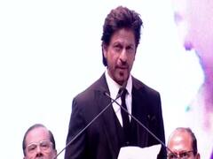 'जितने भी पॉजिटिव लोग हैं सब जिंदा हैं'-  बेशर्म गाने के विवाद के बीच SRK ने क्या क्या कहा?