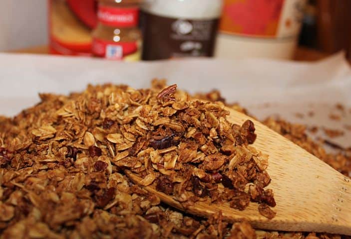 குடலில் புண்கள் மற்றும் மலச்சிக்கல் ஏற்படாமல் தடுக்கிறது