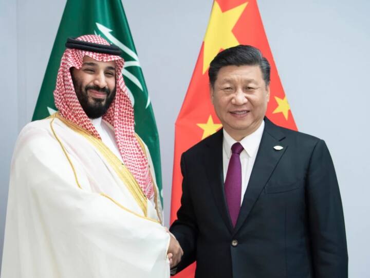 Saudi Arabia Deal with Chinese company Huawei blow to america Jinping said beginning of new era सऊदी ने अमेरिका को दिया झटका! चीनी कंपनी Huawei के साथ की डील, जिनपिंग ने बोले- ये एक नए की शुरुआत