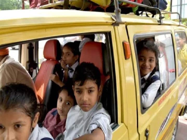 Delhi government new school cab policy allow conversion of private cars into school cabs नई स्कूल कैब पॉलिसी तैयार कर रही दिल्ली सरकार! प्राइवेट गाड़ियों को मिल सकेगी बच्चों को लाने-ले जाने की परमिशन