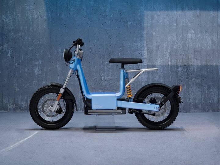 याच्या डिझाइनबद्दल सांगायचे तर, याची डिझाइन सिम्पल आणि वजनाने हलके ठेवण्यासाठी त्यात फार कमी भाग वापरले गेले आहेत.