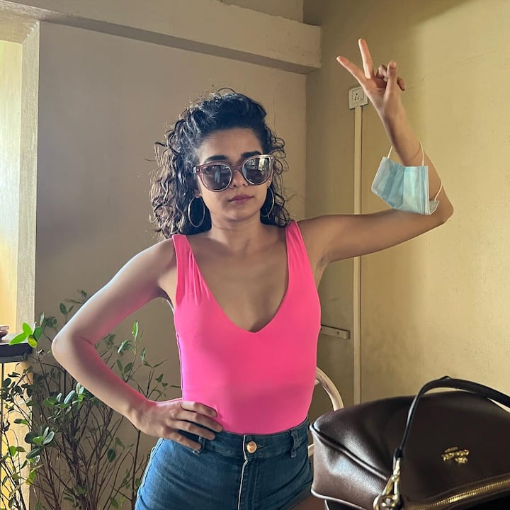మిథిలా పాల్కర్(Image Credit: Mithila Palkar/Instagram)