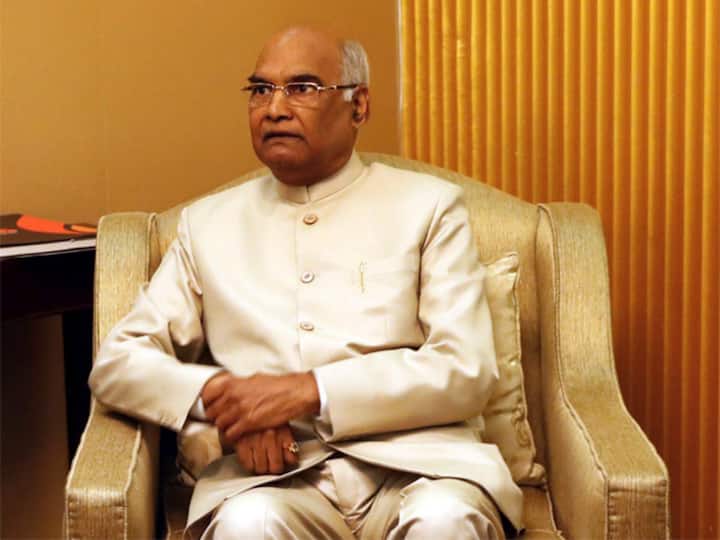भारत का पूर्व राष्ट्रपति पांचवां नागरिक होता है. इस प्रकार से पूर्व राष्ट्रपति रामनाथ कोविंद देश के पांचवें नागरिक हुए. इनके अलावा पूर्व राष्ट्रपति श्रीमती प्रतिभा पटेल भी देश की पांचवीं नागरिक हैं.