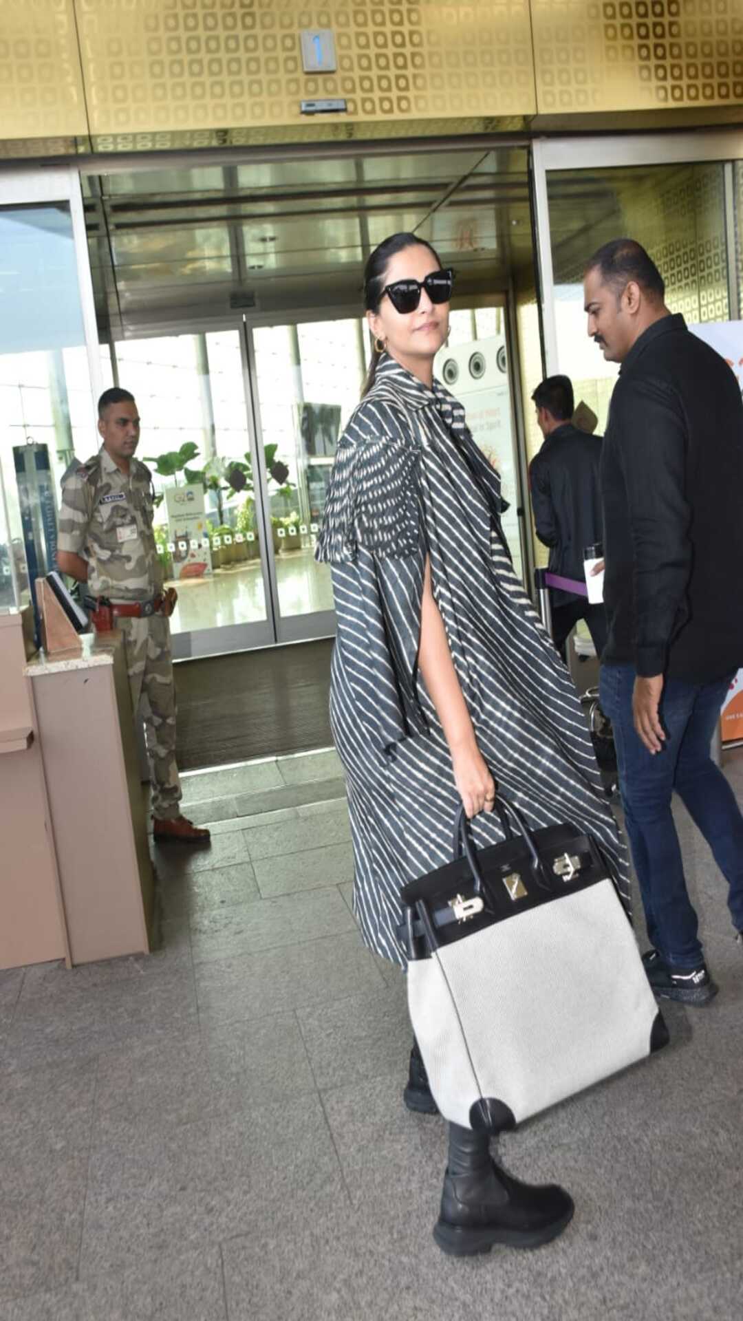 Sonam Kapoor wows in black Louis Vuitton crop top-cargo pants, ₹3 lakh  handbag