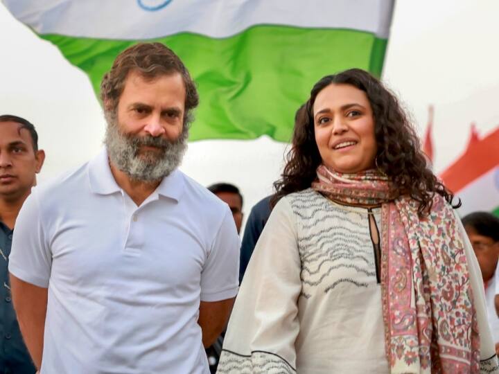 राहुल गांधी की भारत जोड़ो यात्रा जब महाकाल की नगरी उज्जैन पहुंची तो उसमें अभिनेत्री स्वरा भास्कर शामिल हुईं. उनके भारत जोड़ो यात्रा में शामिल होने पर बीजेपी ने आपत्ति जताई थी. उसका आरोप था कि देशद्रोही लोगों को राहुल गांधी मंच उपलब्ध करा रहे हैं.