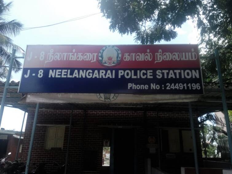 chennai ecr road neelankarai 4000 roberry from employee he sepaking with  girl friend TNN தோழியிடம் பேசிக் கொண்டிருந்த நபர்..! கத்தியை காட்டி மிரட்டிய கும்பல்..! ஆப் மூலம் 40,000 பறிப்பு..!