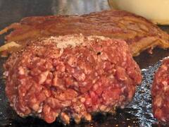 उबला हुआ बेकन बर्गर इस तरह घर पर करें तैयार, ये है पूरी रेसपी