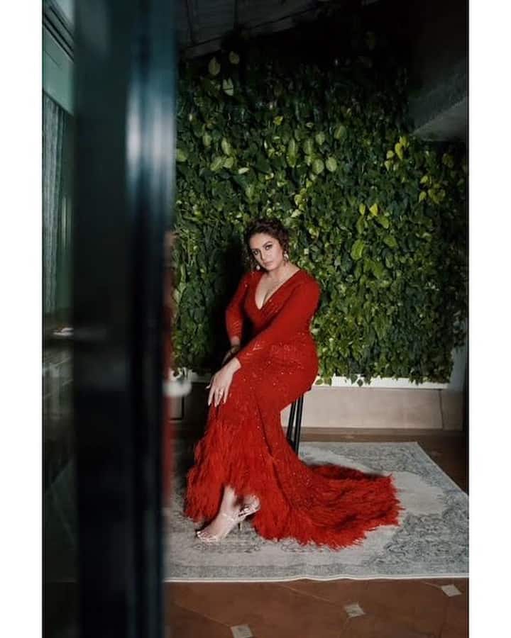 अभिनेत्री हुमा कुरेशीची जगभरात चर्चा आहे. तिला कोणतंही पात्र दिलं तरी अभिनेत्री त्यात स्वत:ला सिद्ध करते.  (फोटो सौजन्य :iamhumaq/इंस्टाग्राम)