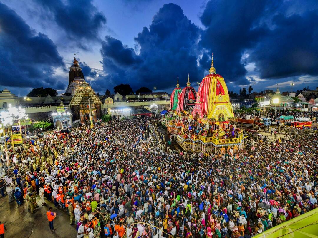 Jagannath Temple Cops Devotees Not Allowed To Carry Phones Inside Teample Jagannath Temple: ఇక పూరీ జగన్నాథ్ ఆలయంలో సెల్‌ఫోన్లు పూర్తిగా నిషేధం!