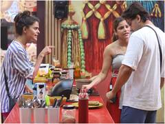 पराठे पर अर्चना से हुए झगडे़ के बाद रोती हुई प्रियंका बोलीं- 'जब भी किचन में जाती हूं ये  क्लेश करती है'