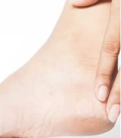 Skincare Tips: শীতকালে কীভাবে গোড়ালির যত্ন? রইল টিপস