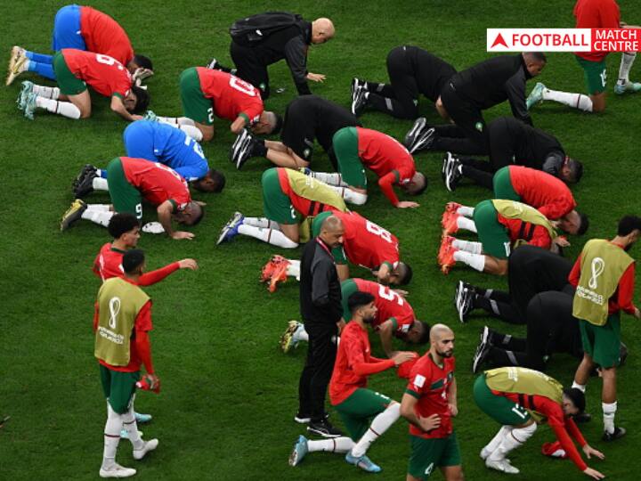 fifa world cup 2022 morocco players sajdah after lost match in semi final against france FIFA World Cup 2022: सेमीफाइनल में फ्रांस से हारने के बाद मोरक्को के खिलाड़ियों ने किया सजदा, नम आंखों से फैंस से मांगी माफी