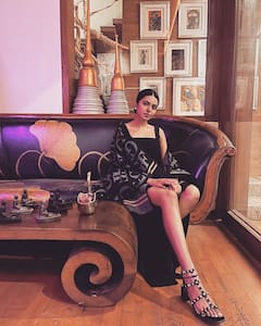 శివాని రాజశేఖర్ స్టన్నింగ్ లుక్స్, ఫోటోలు వైరల్