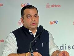 'अमेरिकी टूरिस्ट को बस में बैठने नहीं दिया', गोवा के पर्यटन मंत्री बोले- टैक्सी ऑपरेटरों के परमिट करेंगे रद्द