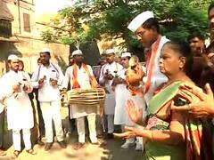 Nashik Sushma Andhare : हाती टाळ मृदुंग घेत वारकरी रस्त्यावर, सुषमा अंधारे विरोधात नाशिकमध्ये दिंडी यात्रा