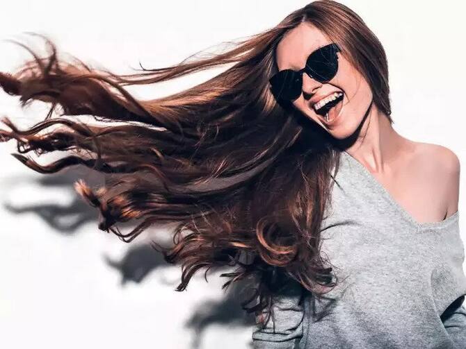 If You Want To Flaunt Your Hair Like A Heroine, Then Take Care Of Your Hair Like This. | हीरोइन जैसे बालों को करना है फ्लॉन्ट तो इस तरह से रखें ख्याल If You Want To Flaunt Your Hair Like A Heroine, Then Take Care Of Your Hair Like This. | हीरोइन जैसे बालों को करना है फ्लॉन्ट तो इस तरह से रखें ख्याल