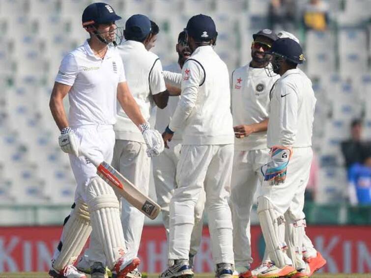 Indian team lost against England after 28 years because pitch curator he denied MS Dhoni's request पिच क्यूरेटर की वजह से 28 साल बाद भारत को इंग्लैंड के खिलाफ मिली थी हार, नकार दी गई थी धोनी की दरख्वास्त  