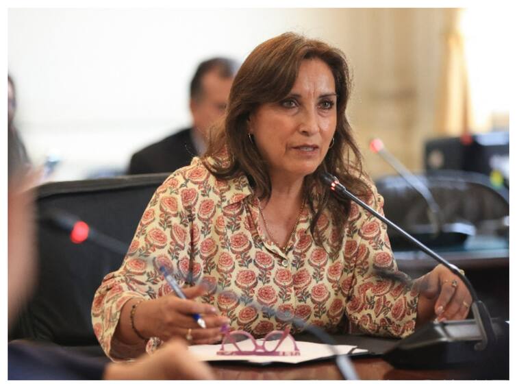 Peru’s President Dina Boluarte Refuses To Step Down, Calls On Lawmakers To Bring Forward Elections Peru’s President Dina Boluarte Refuses To Step Down, Calls On Lawmakers To Bring Forward Elections