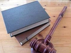 Kolhapur Circuit Bench : सर्किट बेंच स्थापन होण्यासाठी हिवाळी अधिवेशनानंतर मुख्य न्यायमूर्तींची भेट घेऊ; मुख्यमंत्र्यांकडून आश्वासन