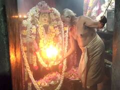 பாகற்காய், தேங்காய், பூசணிக்காயில் தீபமிட்டு கால பைரவருக்கு சிறப்பு  வழிபாடு