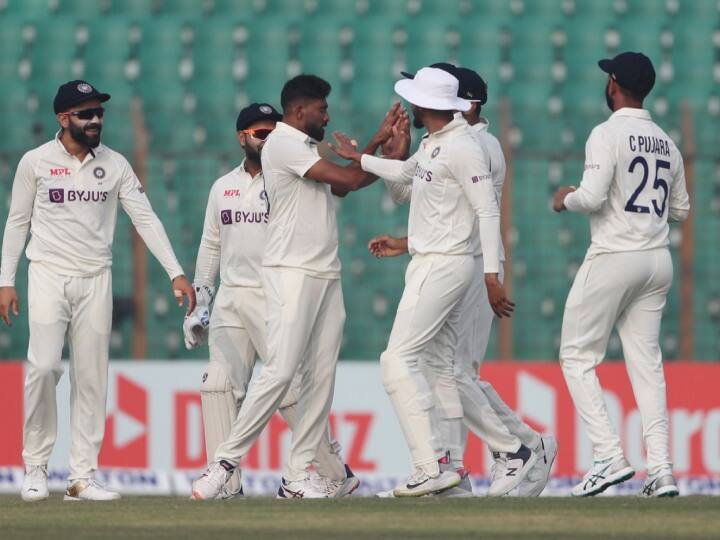 IND vs BAN Live Score 1st Test 4th Day: रन बनाने के मुश्किल स्थिति में बांग्लादेश, टीम इंडिया के गेंदबाज पड़ रहे भारी