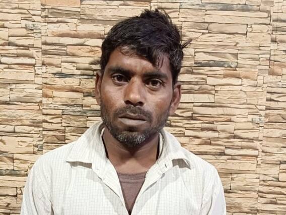 Ghaziabad Crime: गाजियाबाद में मानवता हुई शर्मसार, पड़ोसी ने 12 साल के बच्चे का किया रेप, फिर हत्या कर नहर में फेंका Ghaziabad Crime: गाजियाबाद में मानवता हुई शर्मसार, पड़ोसी ने 12 साल के बच्चे का किया रेप, फिर हत्या कर नहर में फेंका